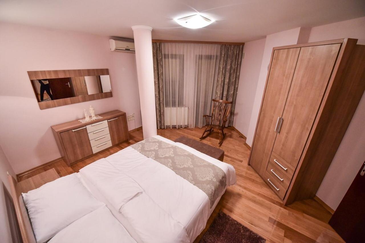 Apartman Natalija Banja Luka Kültér fotó